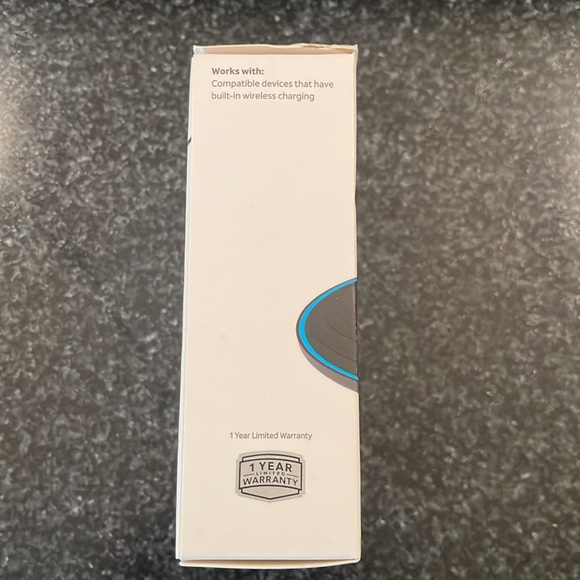 Wireless Charging Pad - Picture 3 of 4